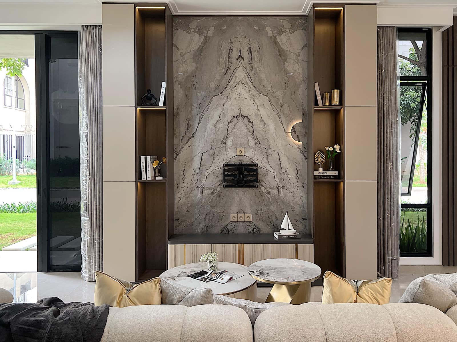 Springwood interior photograph 1