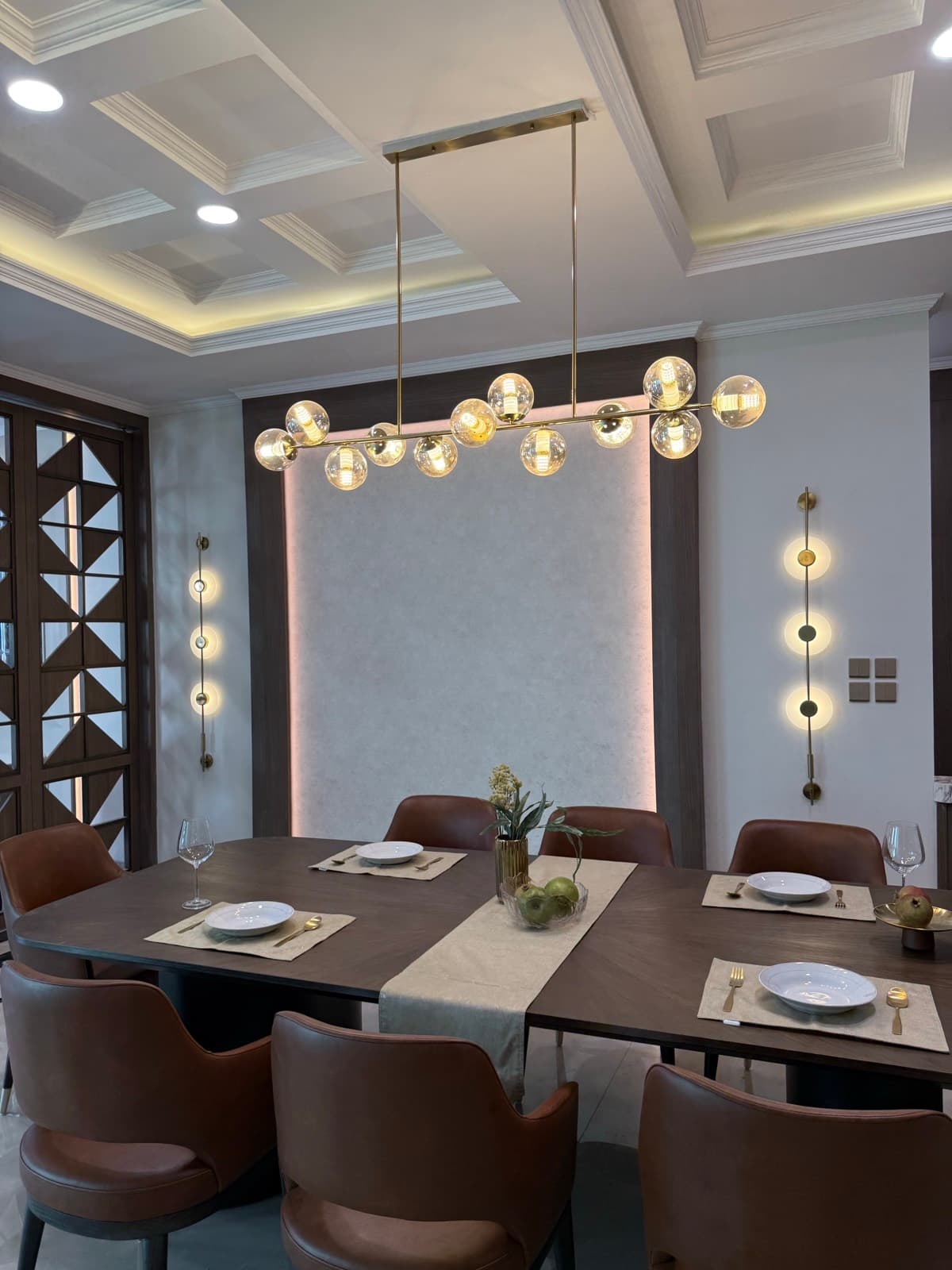 Buaran interior photograph 10