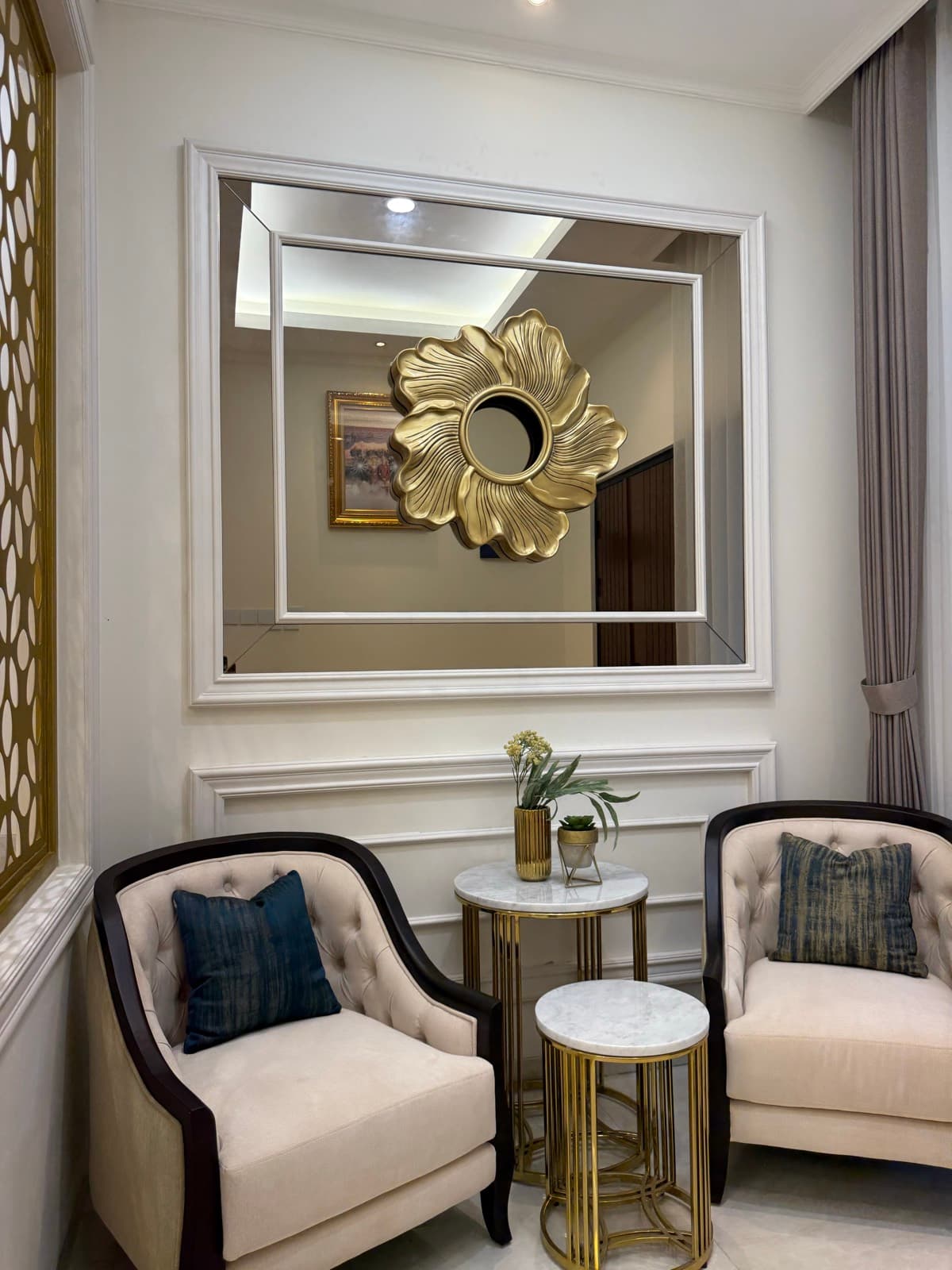 Kemang Pratama interior photograph 2