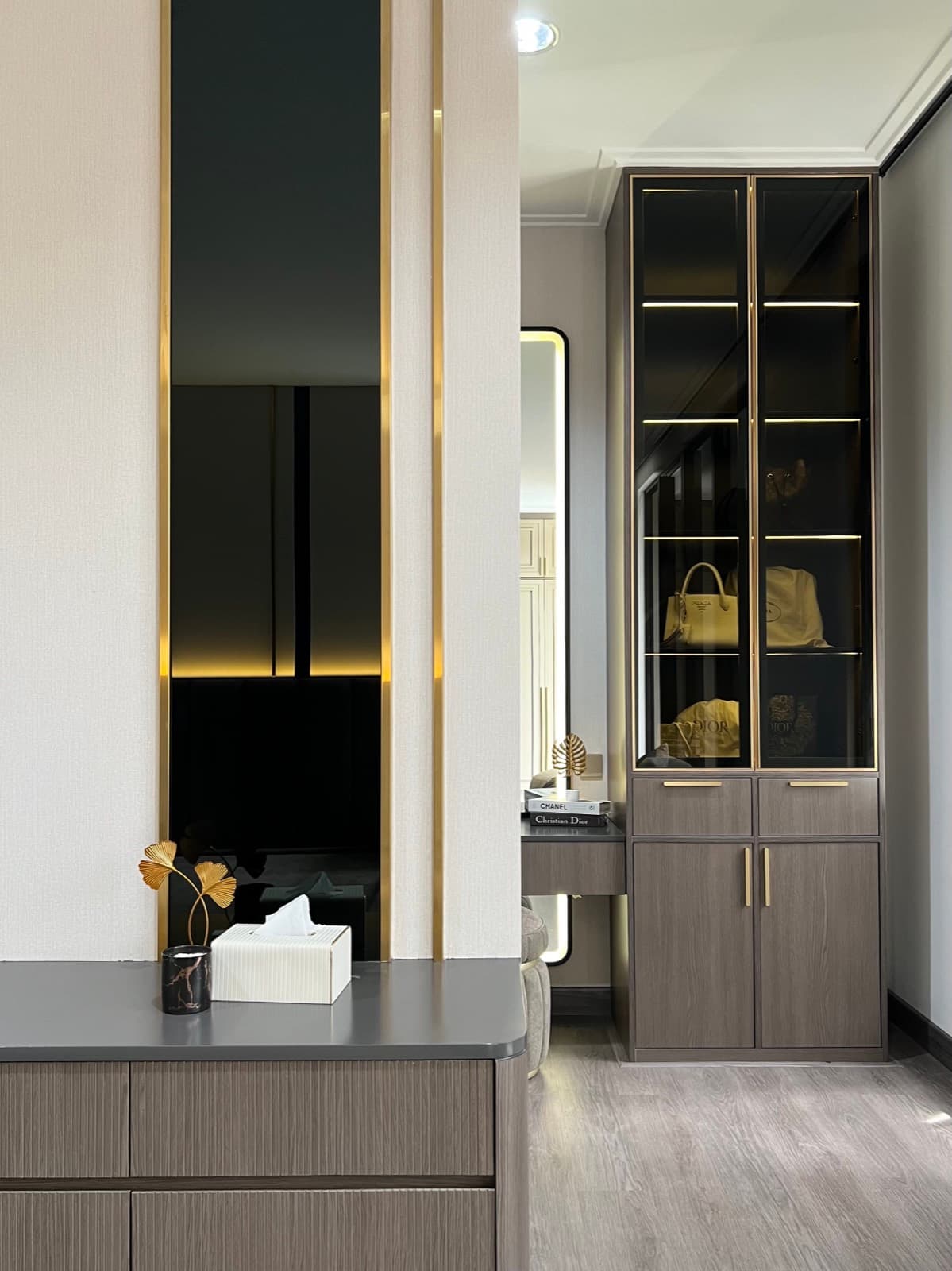 Springwood interior photograph 5