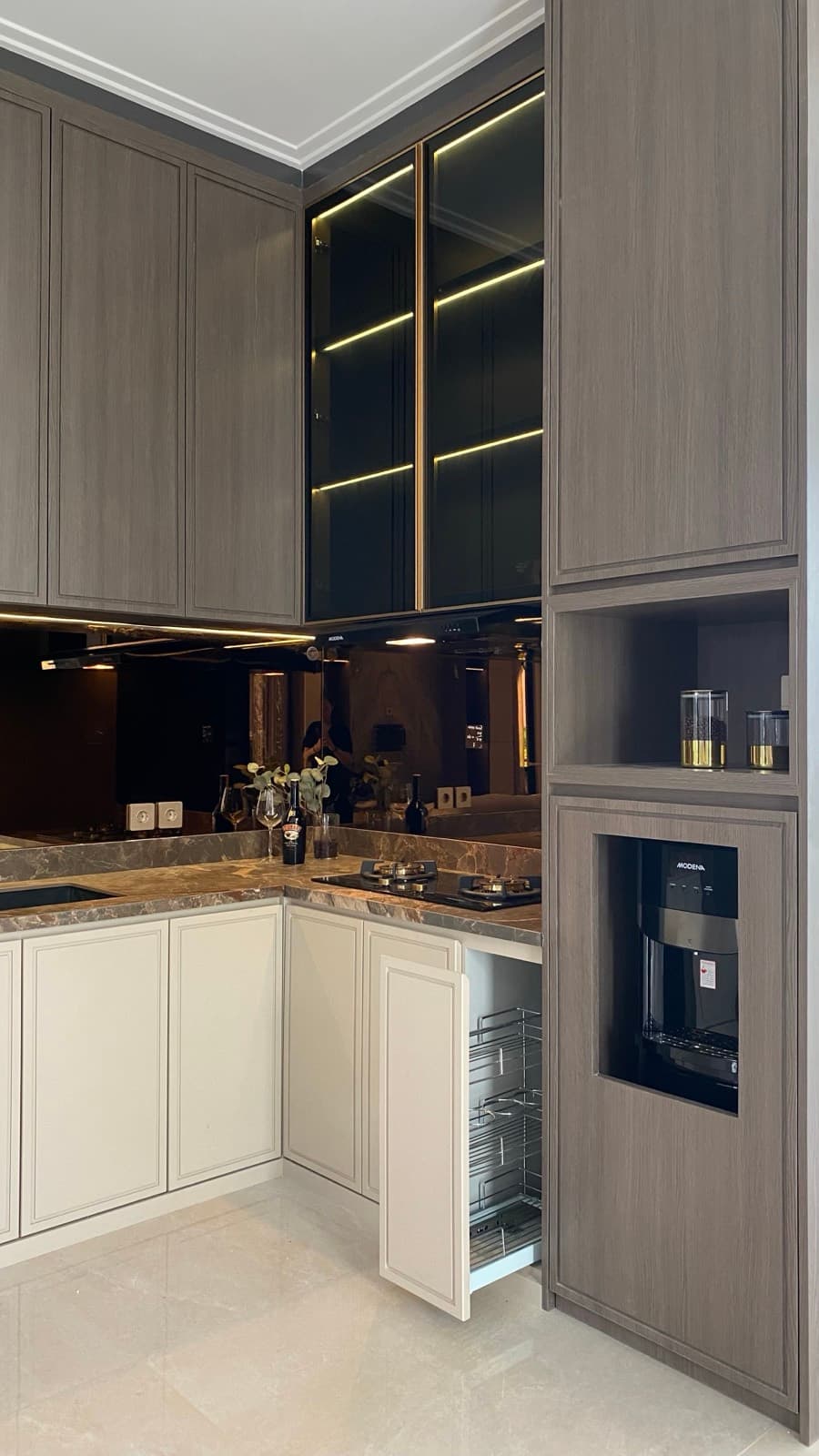 Springwood interior photograph 11
